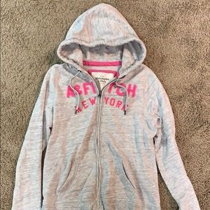 Women’s zip up